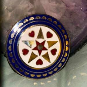 Pennsylvania dutch image pin